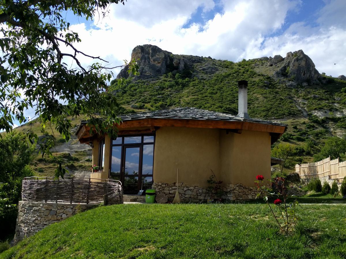 Eco Village Under The Cliffs Ilindentsi Exterior foto